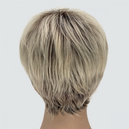 Короткий женский парик из термоволос 769, цвет Y6-BLONDMIX блондин с темной прикорневой