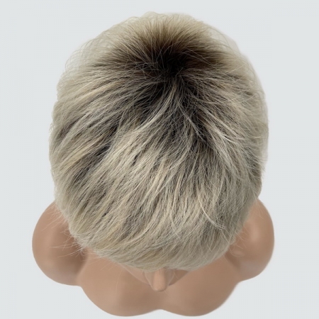 Короткий женский парик из термоволос 769, цвет Y6-BLONDMIX блондин с темной прикорневой