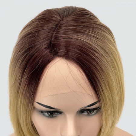 Парик с сеткой Hania Lace Front: цвет 24BYS33 пшеничный блондин с темными с красноватым корнями