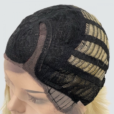Парик с сеткой Hania Lace Front: цвет 24SP613YS4 блондин с темными корнями